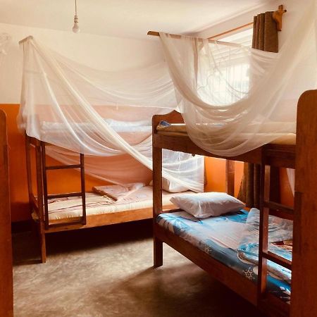 Yes Hostel Fort Portal Eksteriør bilde