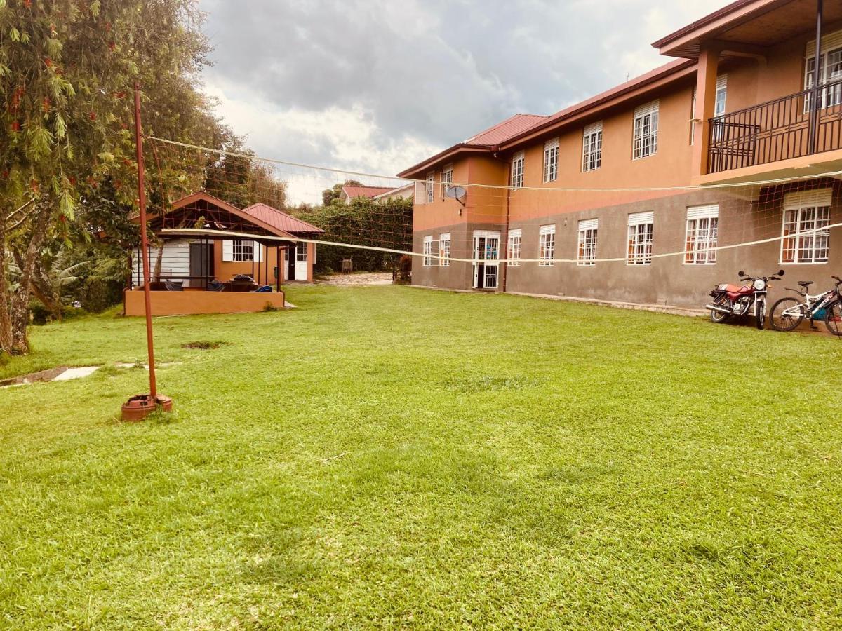 Yes Hostel Fort Portal Eksteriør bilde
